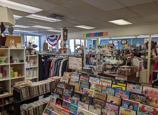 illinois/peoria/shop/church-mouse-thrift-shop