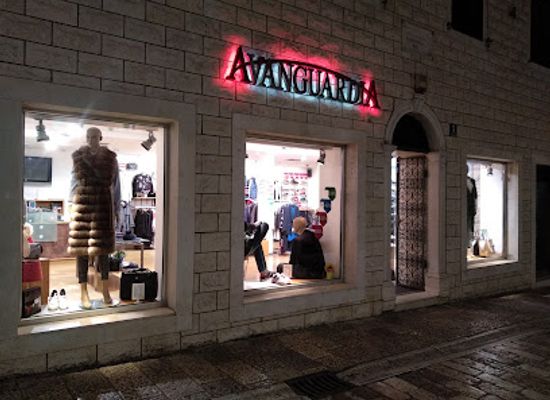 montenegro/herceg-novi/shop/avanguardia