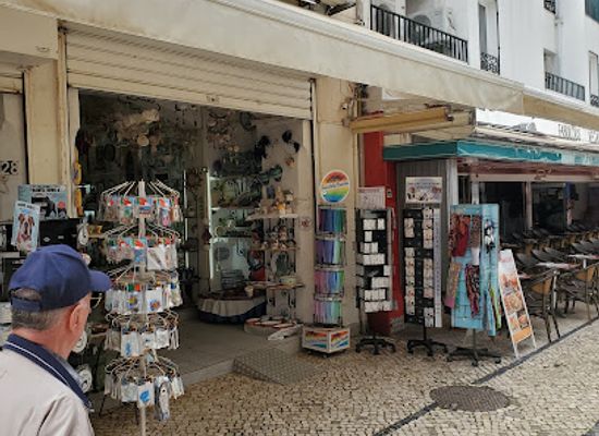 portugal/algarve/shop/shopping-avenida-da-liberdade