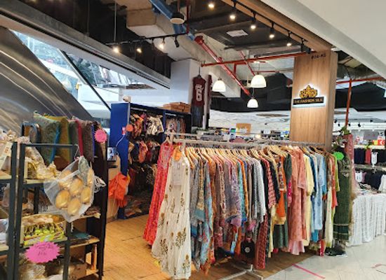singapore/tampines/shop/the-fashion-silk-affordable-fashion-bazaar-in-singapore-suits-sareees-blouses-ethenic-wear