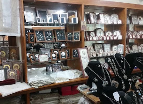 cyprus/nicosia/laiki-geitonia/shop/da-vinci-handmade-lace-center