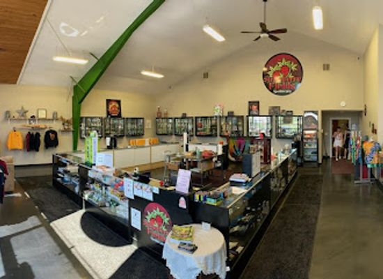maine/androscoggin-county/shop/strawberry-fields-apothecary