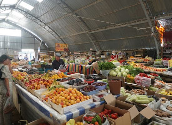 kyrgyzstan/cholpon-ata/shop/rynok-cholpon-ata