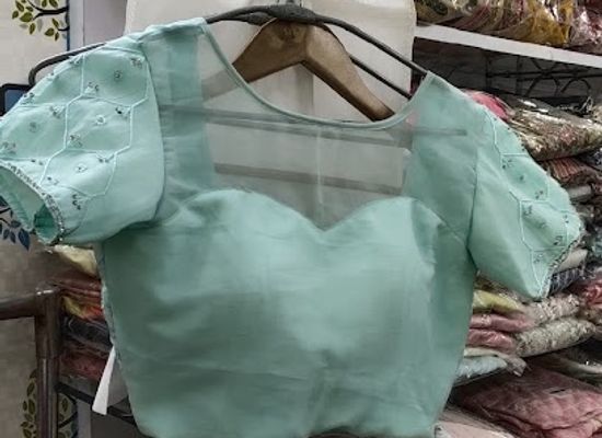 india/lucknow/shop/kanchan-boutique-best-boutique-in-gole-market-mahanagar-near-me-boutique-gole-market-designer-boutique-in-gole-market