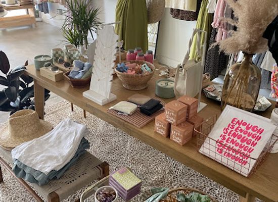 california/costa-mesa/shop/lovely-curated-things