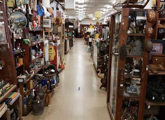 north-carolina/piedmont/shop/collector-s-antique-mall