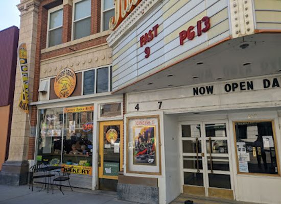montana/lewistown/shop/rising-trout-cafe-book-store