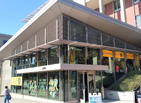 california/berkeley/uc-berkeley-campus/shop/cal-student-store