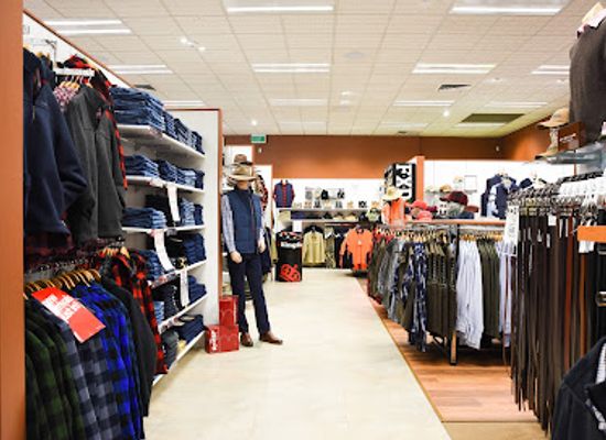 australia/pilbara/shop/mainstreet-clothing