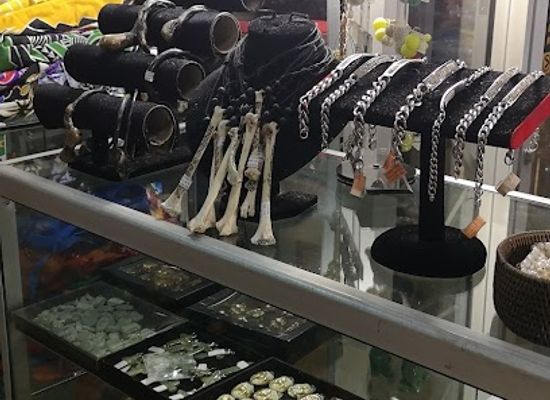 indonesia/manado/shop/toko-oleh-oleh