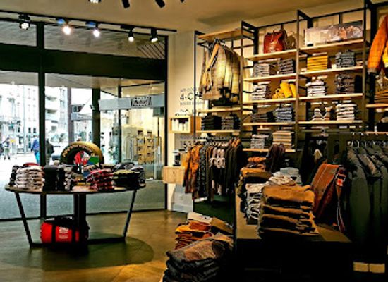 belgium/antwerp/eilandje/shop/state-of-art-store-antwerpen