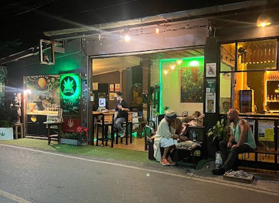 thailand/pai/shop/cannabis-bar
