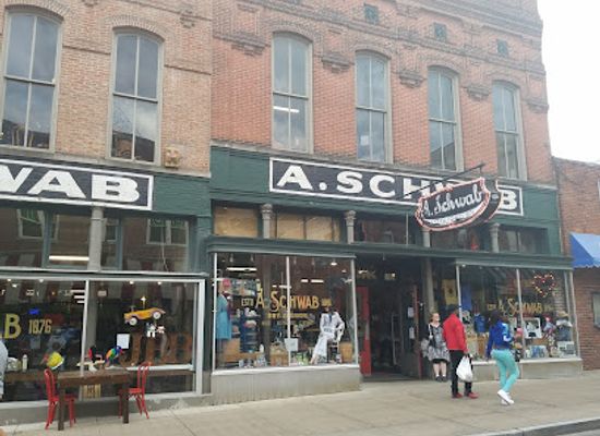 tennessee/memphis/beale-street/shop/a-schwab