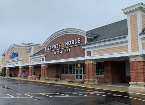 maine/brunswick/shop/merrymeeting-plaza