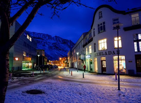 iceland/isafjordur/shop/bokhlaoan