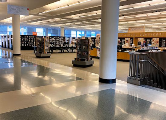 ohio/akron/shop/library-shop-at-main