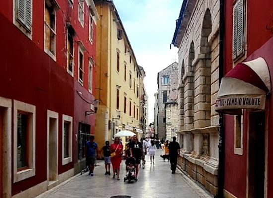 croatia/zadar/shop/5-star-store
