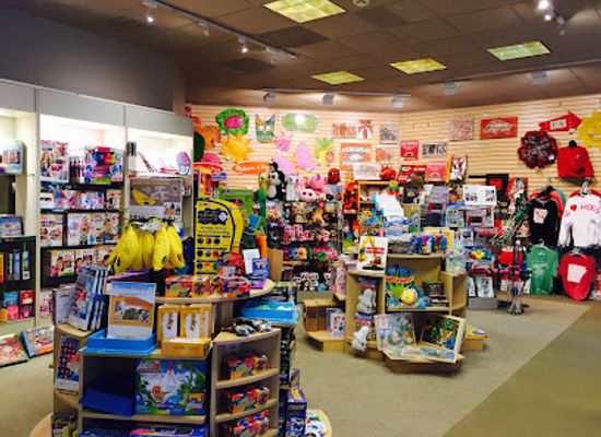 arkansas/little-rock/shop/the-crown-shop