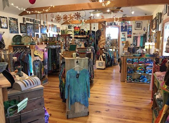 new-hampshire/carroll-county/shop/the-edge-tie-dye