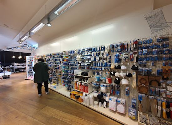 belgium/bruges/shop/veritas