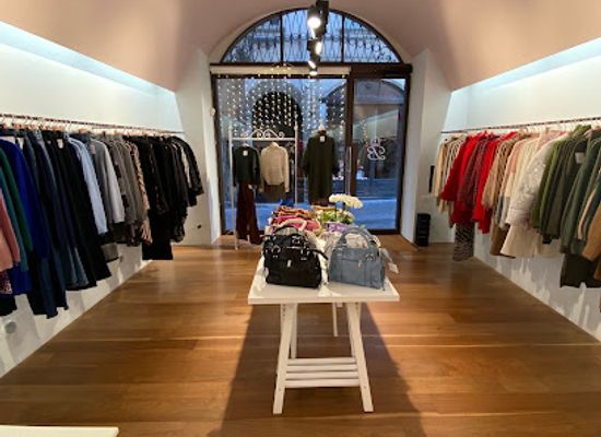 italy/bergamo/citta-alta/shop/belloli-boutique