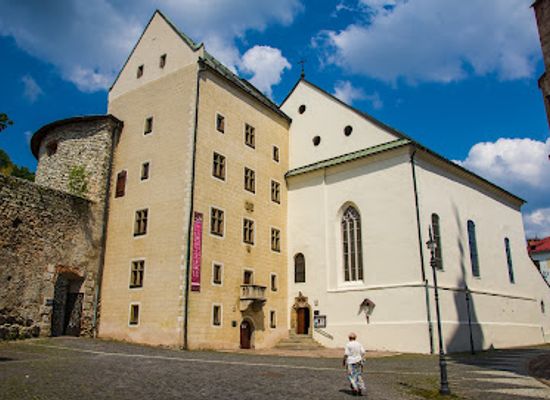 slovakia/banska-bystrica-region/shop/matej-s-house