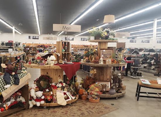 washington/the-yakima-valley/shop/summit-thrift