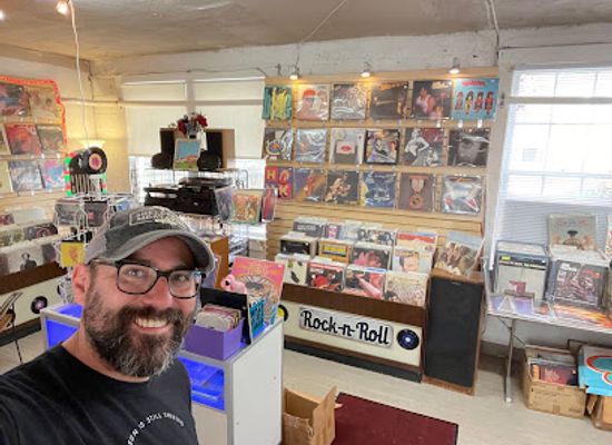 virginia/staunton/shop/beverley-st-records-collectibles