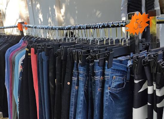 montenegro/tivat/shop/deniz-ata-man-woman-kids-boutigue