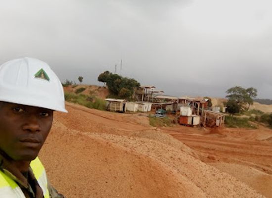 guinea/kissidougou-region/shop/diamond-factory
