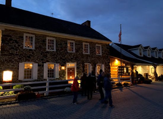 pennsylvania/gettysburg/shop/country-curiosity-store-at-dobbin-house