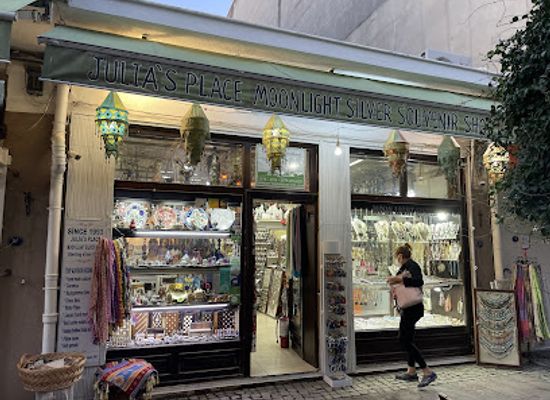turkiye/ionia/shop/moon-light-souvenir-s-silver-shop