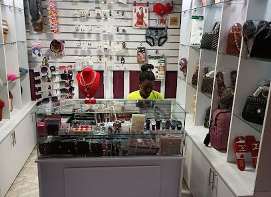 uganda/entebbe/shop/be-unique-collection