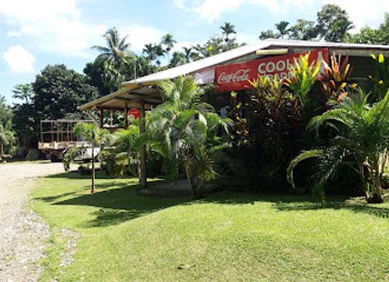 papua-new-guinea/east-new-britain/shop/coolie-s-convinient-shop