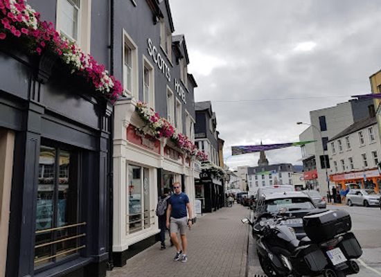 ireland/the-kerry-way/shop/scarlett-killarney