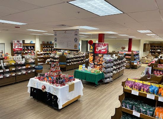 illinois/elgin/shop/fisher-nuts-store