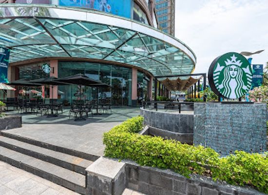 vietnam/nha-trang/tran-phu-beach/shop/starbucks-coffee