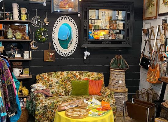 florida/fort-walton-beach/shop/vintage-on-the-coast