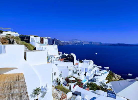 greece/santorini/oia/shop/the-house-of-art