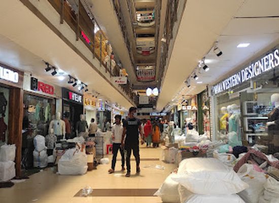 india/kozhikode/shop/space-mall