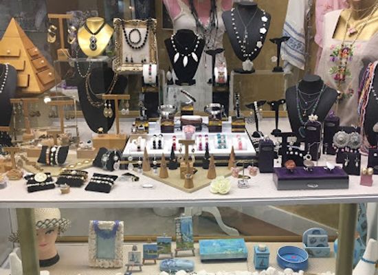 greece/chalkidiki/shop/unique-art-and-health
