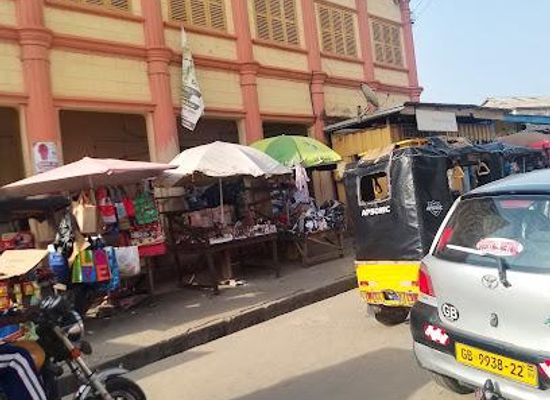 ghana/cape-coast/shop/kotokuraba-market