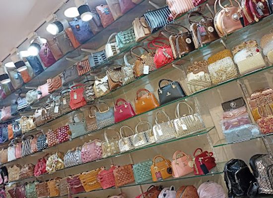 india/mumbai/shop/sayba-palace-shopping-centre