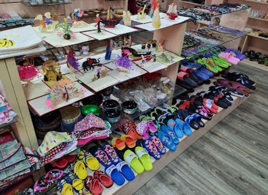 vietnam/da-nang/ngu-hanh-son-district/shop/souvenir-shop