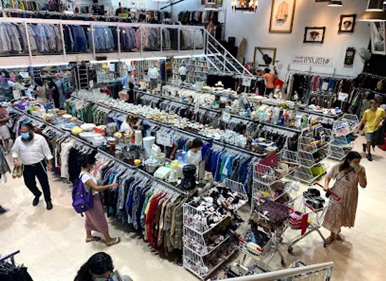 israel/jerusalem/west-jerusalem/shop/ha-metzi-on-second-hand-stores