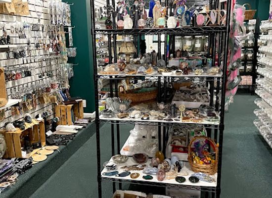 pennsylvania/gettysburg/shop/lavender-and-sage-plus-crystals-and-tarot-readings