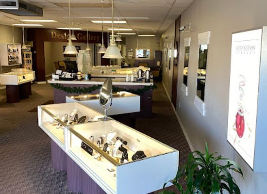 wyoming/riverton/shop/the-golden-buffalo