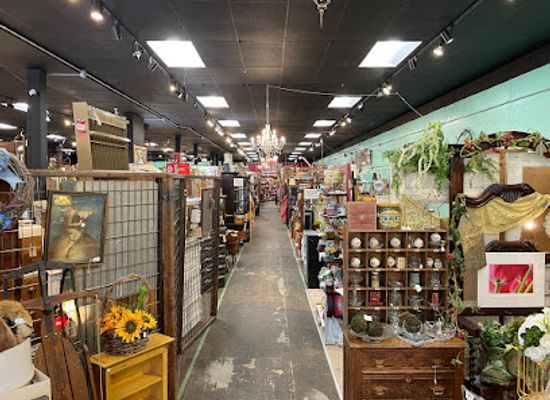 montana/the-cabinet-mountains/shop/vintage-and-rustics-in-montana