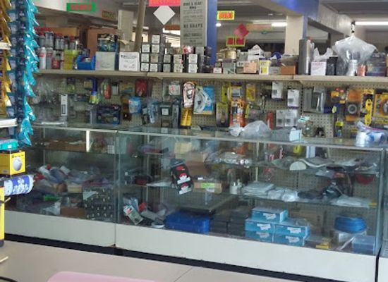 the-bahamas/eleuthera-island/shop/tarpum-bay-shopping-centre