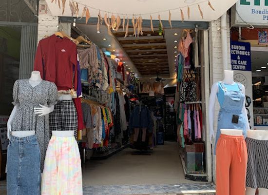 nepal/kathmandu/boudhanath/shop/gadhimai-fancy-store